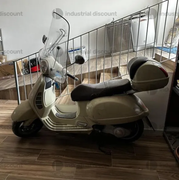 3#9565 Vespa Piaggio 124