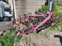 9#5992 Vibrocoltivatore Kongskilde e Spandiconcime Gherardi