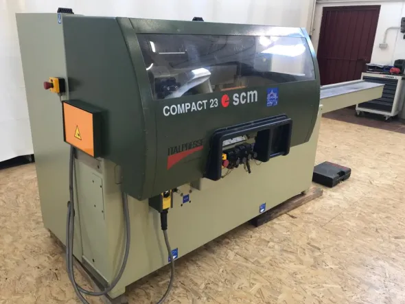 VI903 - 1225Scorniciatrice marca SCM