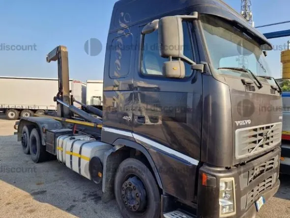 6#9064 VOLVO TRUCK CO FH 12 R 62