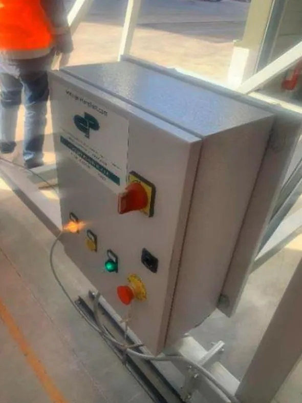 WHEELED SCREW CONVEYOR