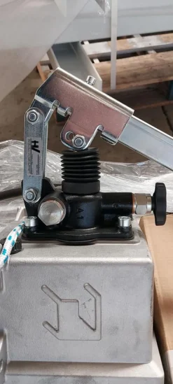 WHEELED SCREW CONVEYOR