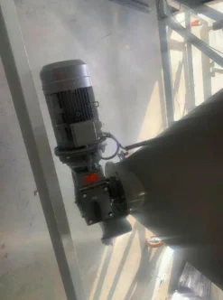 WHEELED SCREW CONVEYOR